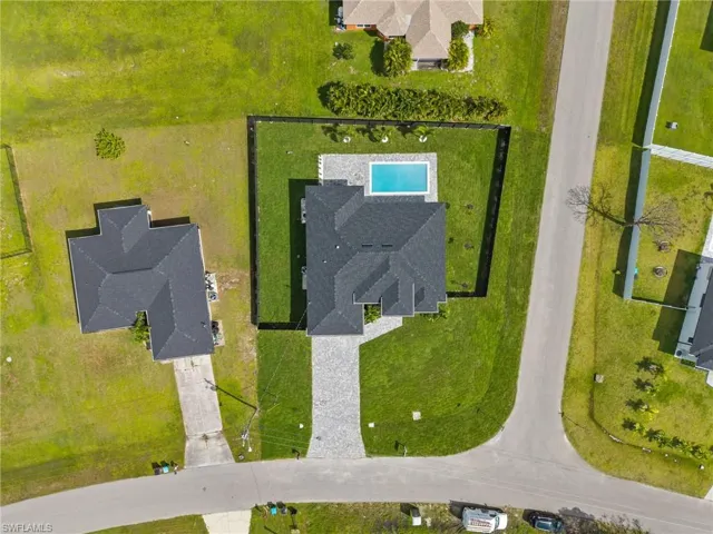 Bird's eye view of a pool area