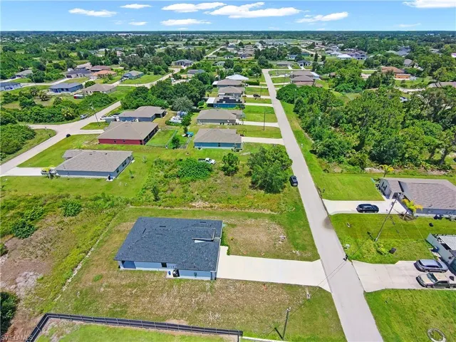433 Rayford St, Lehigh Acres, Florida 33974