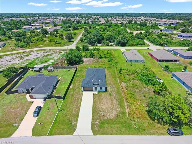 433 Rayford St, Lehigh Acres, Florida 33974