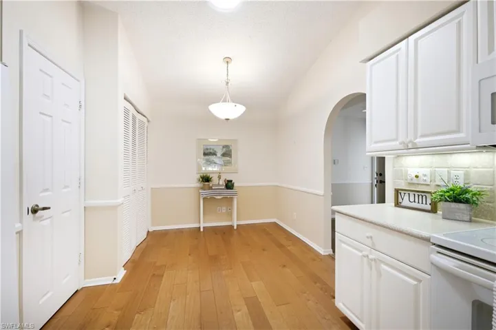 1064 Marblehead Dr N6, Naples, Florida 34104