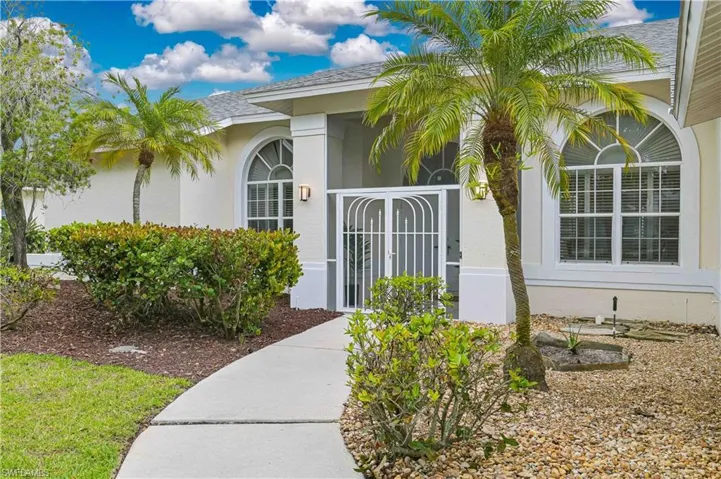 19431 Cypress View Dr, Fort Myers, Florida 33967