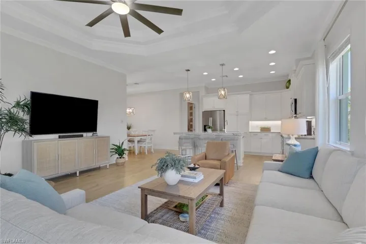 6428 Arriba Ave, Naples, Florida 34113