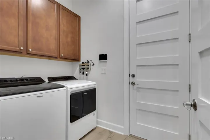 6428 Arriba Ave, Naples, Florida 34113