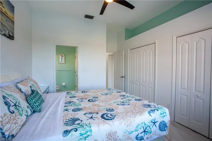 2549 Sw 38th St, Cape Coral, Florida 33914