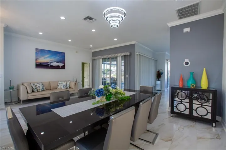 2549 Sw 38th St, Cape Coral, Florida 33914