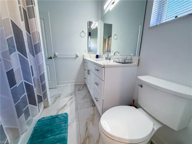2549 Sw 38th St, Cape Coral, Florida 33914
