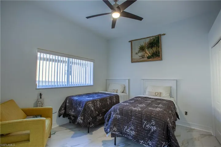 2549 Sw 38th St, Cape Coral, Florida 33914