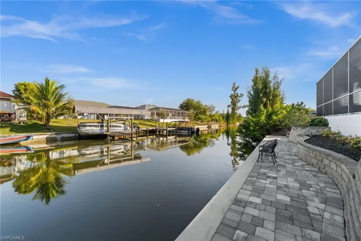 1729 SW 17th  PL, Cape Coral, FL 33991