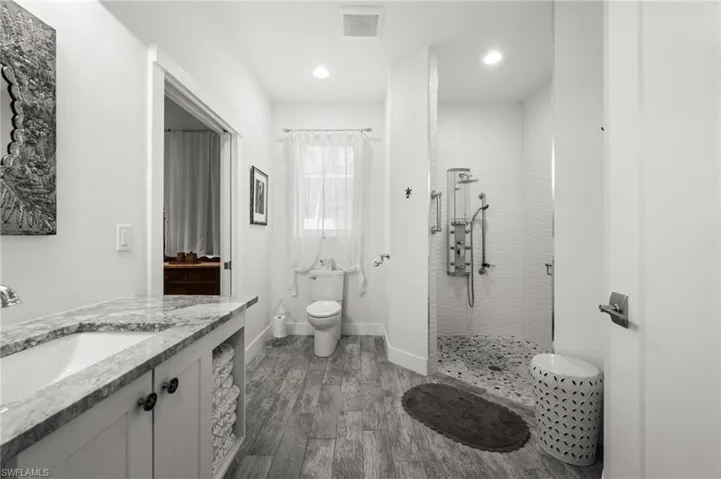 1729 SW 17th  PL, Cape Coral, FL 33991