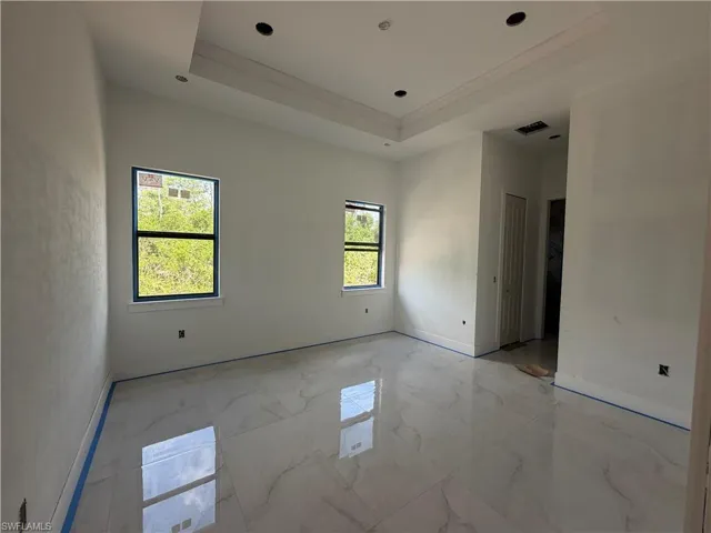 208 45th Ave Ne, Naples, Florida 34120