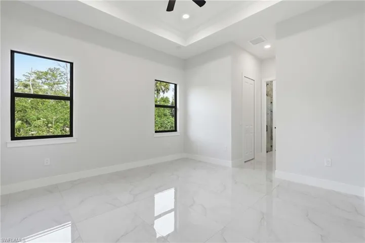 208 45th Ave Ne, Naples, Florida 34120