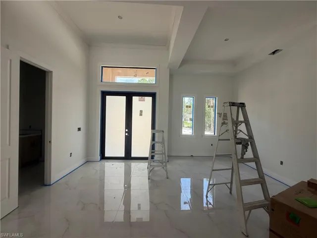 208 45th Ave Ne, Naples, Florida 34120