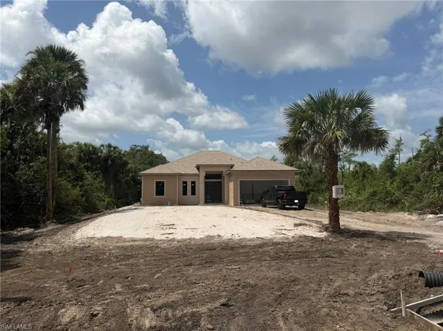 208 45th Ave Ne, Naples, Florida 34120