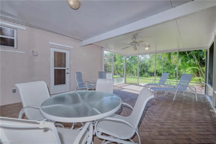 7584  Key Deer  CT, Fort Myers, FL 33966