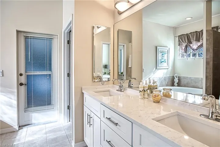 7584  Key Deer  CT, Fort Myers, FL 33966