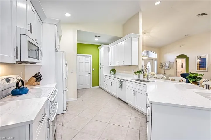 7584  Key Deer  CT, Fort Myers, FL 33966