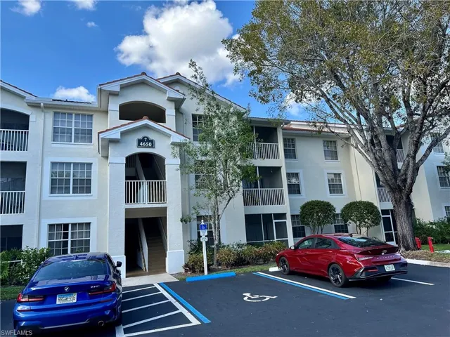 The community is comprised of attractive buildings with architectural features that are timeless.  The neutral toned exteriors and the trees and landscaping add to their appeal.