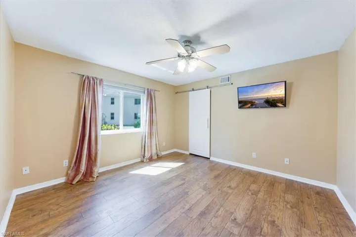 230  Timber Lake  CIR, Naples, FL 34104