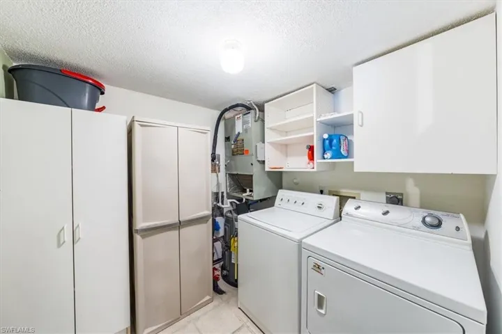 230  Timber Lake  CIR, Naples, FL 34104