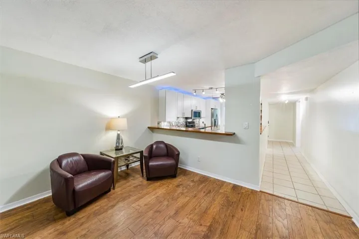230  Timber Lake  CIR, Naples, FL 34104