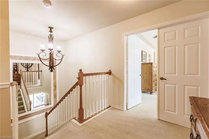 7859  Berkshire Pines  DR, Naples, FL 34104
