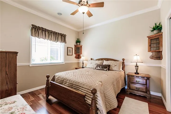 7859  Berkshire Pines  DR, Naples, FL 34104