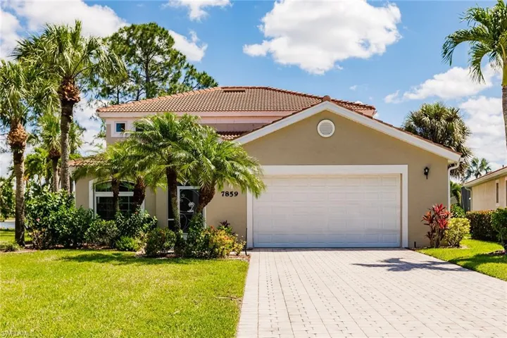 7859  Berkshire Pines  DR, Naples, FL 34104