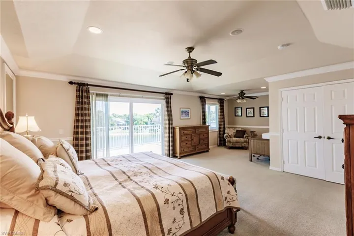 7859  Berkshire Pines  DR, Naples, FL 34104