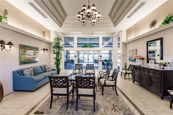 7859  Berkshire Pines  DR, Naples, FL 34104