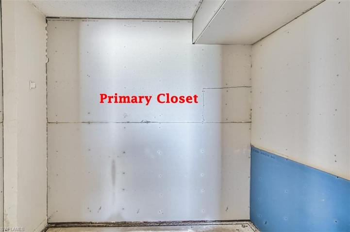 Primary-Closet