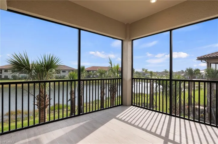 15327  Lucerna  ST, Naples, FL 34114