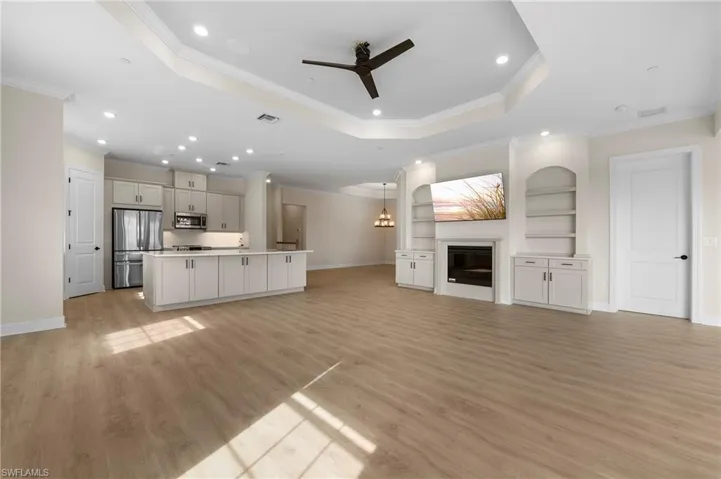 15327  Lucerna  ST, Naples, FL 34114