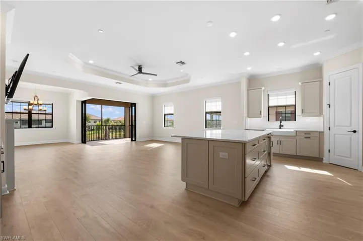 15327  Lucerna  ST, Naples, FL 34114