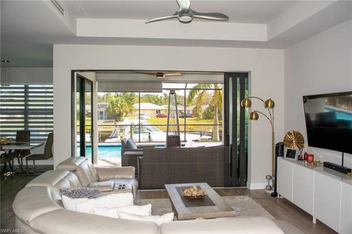 1049 SE 23rd AVE, CAPE CORAL FL 33990