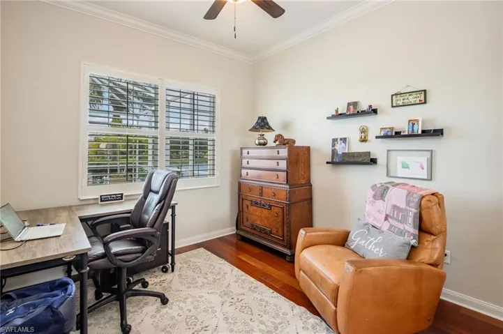 Den/Bedroom