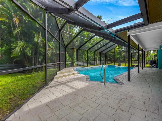 Spacious Pool Lanai