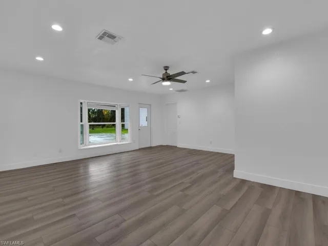 Bonus Suite