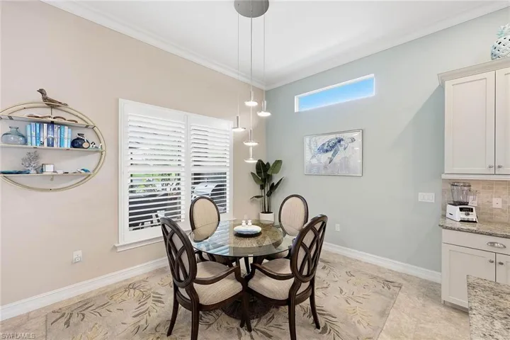 9446 Lagomar Ct, Naples, Florida 34114