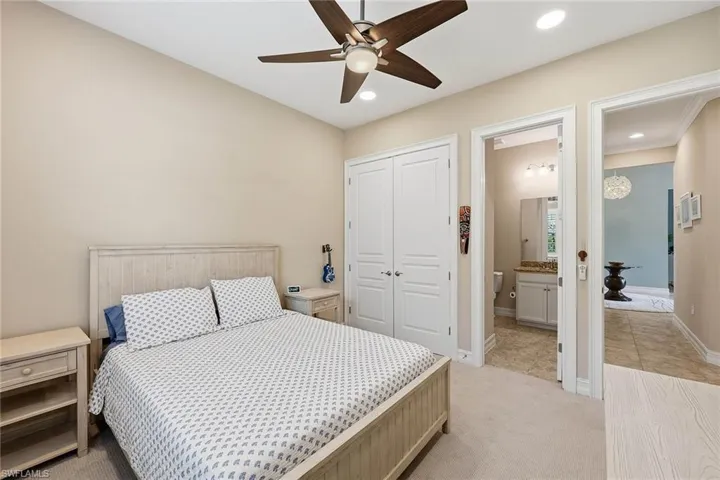 9446 Lagomar Ct, Naples, Florida 34114