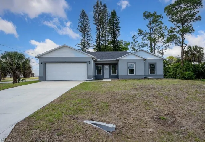 15 Hampton Ave, Lehigh Acres, Florida 33936