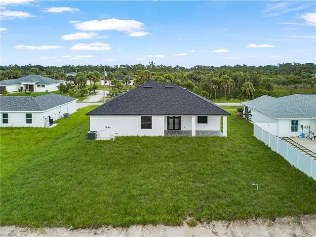 2813  24th W ST, Lehigh Acres, FL 33971