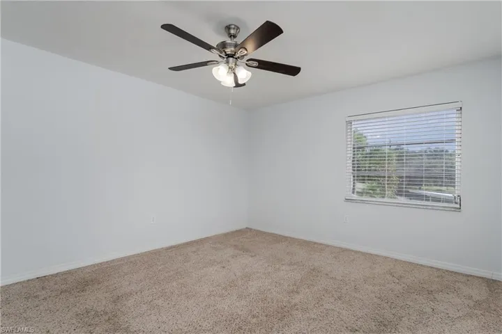 180  Cypress E WAY, Naples, FL 34110