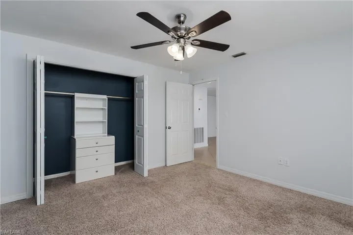 180  Cypress E WAY, Naples, FL 34110