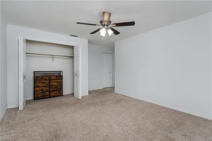180  Cypress E WAY, Naples, FL 34110