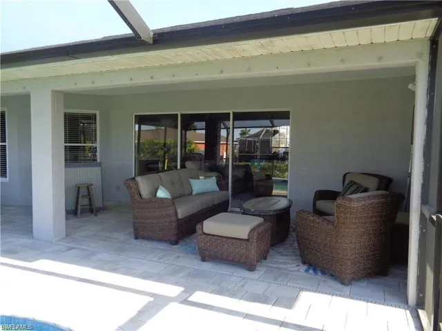 View of patio / terrace featuring an outdoor hangout area