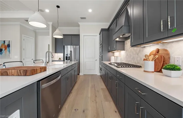 1950  Don Benito  WAY, Naples, FL 34120