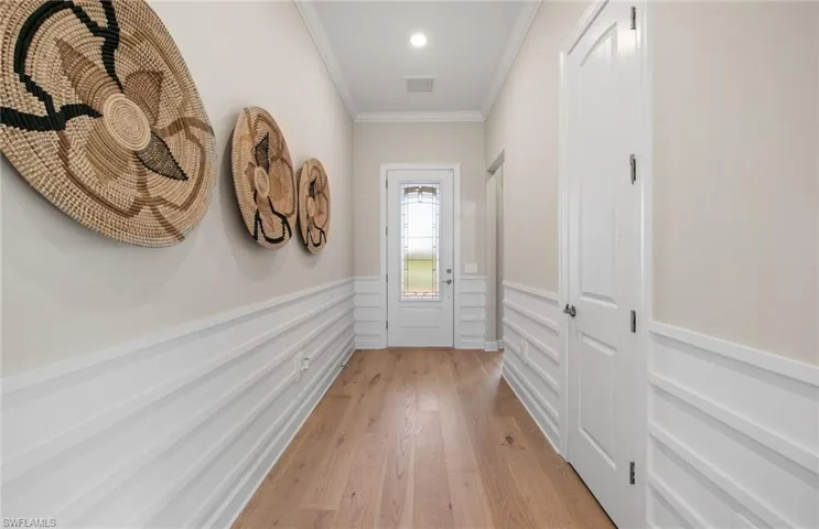 1950  Don Benito  WAY, Naples, FL 34120