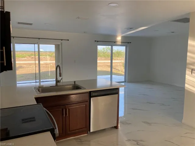 142  Plantation  DR, Labelle, FL 33935