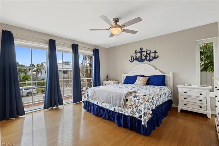 Bedroom 2 with ensuite bathroom & private balcony