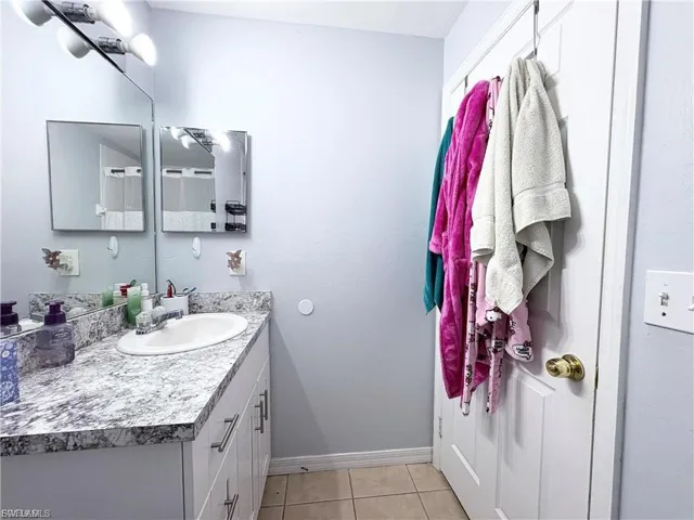 1522 E 12th  ST, Lehigh Acres, FL 33972